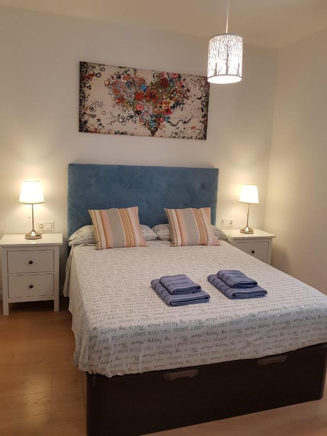 Apartamento Plaza Del Teatro Parking Free Apartment Малага Екстериор снимка